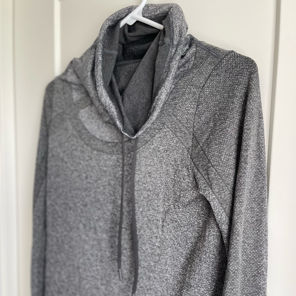 Under Armour Threadborne Pullover - image 3